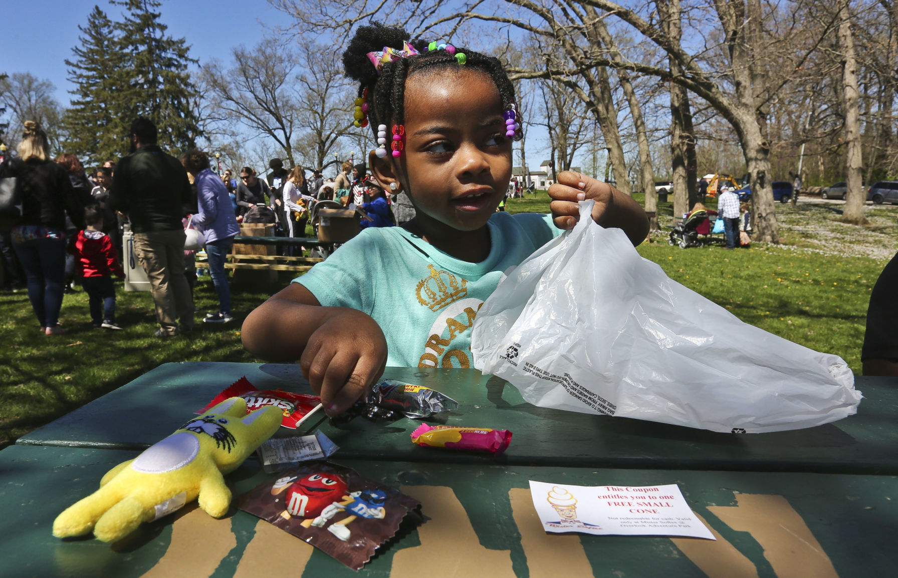 Critter_Egg_Hunt 24 4.20.19.JPG